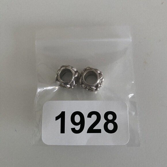 Lot of 2 BRIGHTON Raised Daisy Circle of Flowers Spacer Charms - Picture 5 of 5